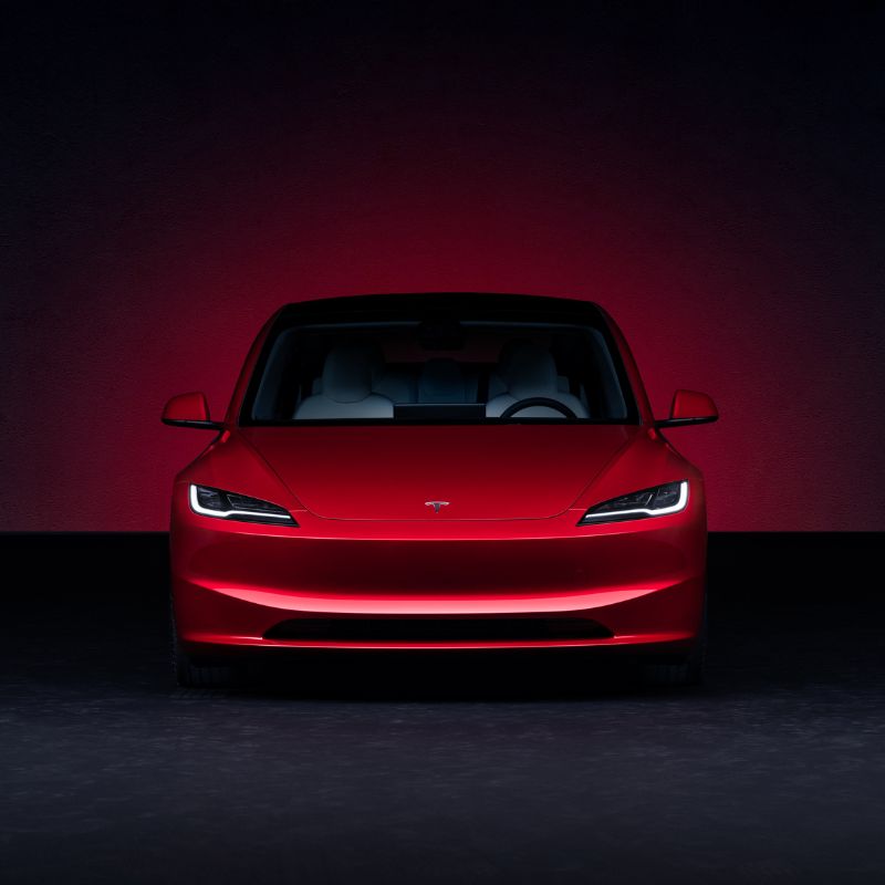 Tesla Modell 3 Highland - GreenGoing
