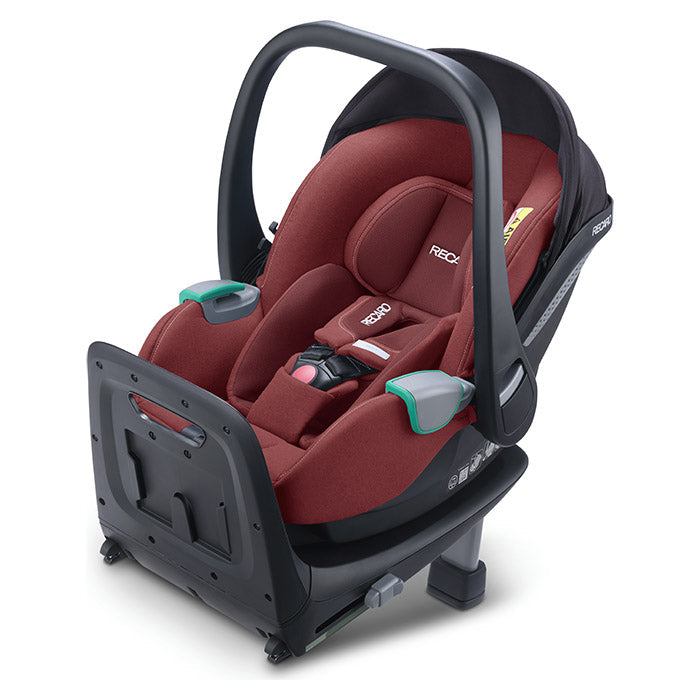 Recaro bilbarnstol Avan Iron Red (9)