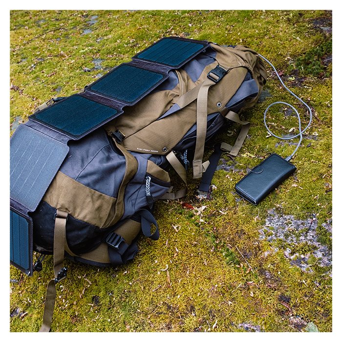 Aqiila SunBird P21 Hopfällbar Solcellsladdare 20W (8)