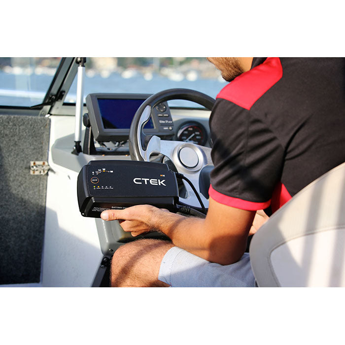 CTEK Marineladdare M15 12V Bly och LiFePo4 (5)