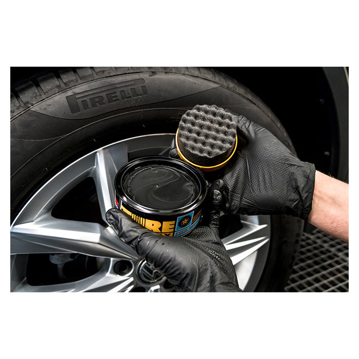 Soft99 Tire Black Wax 170 gr (7)