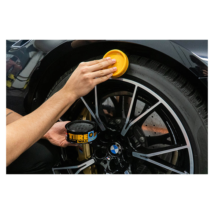 Soft99 Tire Black Wax 170 gr (8)